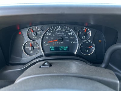 2025 GMC Savana Cutaway 3500 1WT