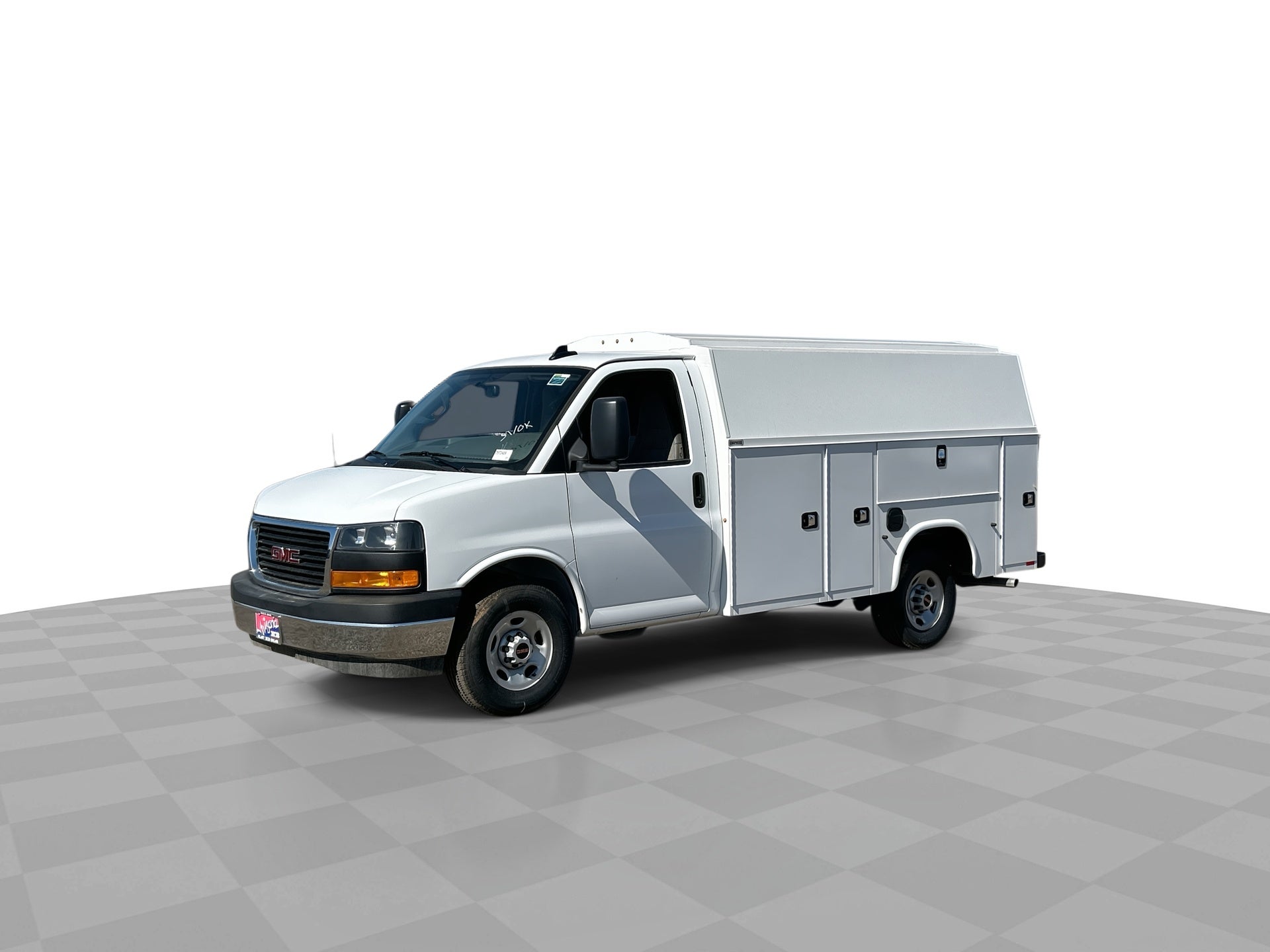 2025 GMC Savana Cutaway 3500 1WT