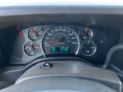 2025 GMC Savana Cutaway 3500 1WT