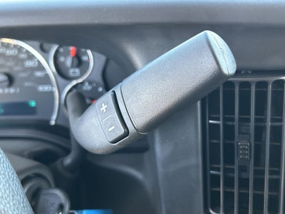 2025 GMC Savana Cutaway 3500 1WT