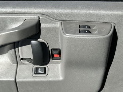 2025 GMC Savana Cutaway 3500 1WT