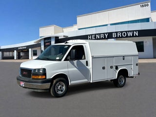 2025 GMC Savana Cutaway 3500 1WT