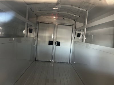 2025 GMC Savana Cutaway 3500 1WT