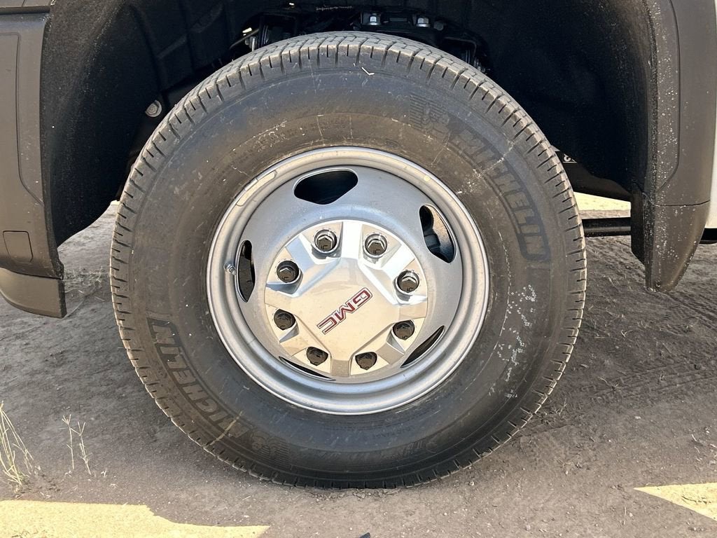 2026 GMC Sierra 3500 HD Chassis Cab Pro