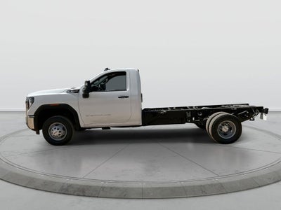 2026 GMC Sierra 3500 HD Chassis Cab Pro