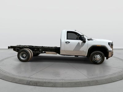 2026 GMC Sierra 3500 HD Chassis Cab Pro