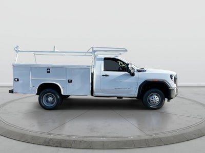 2026 GMC Sierra 3500 HD Chassis Cab Pro