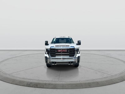 2026 GMC Sierra 3500 HD Chassis Cab Pro