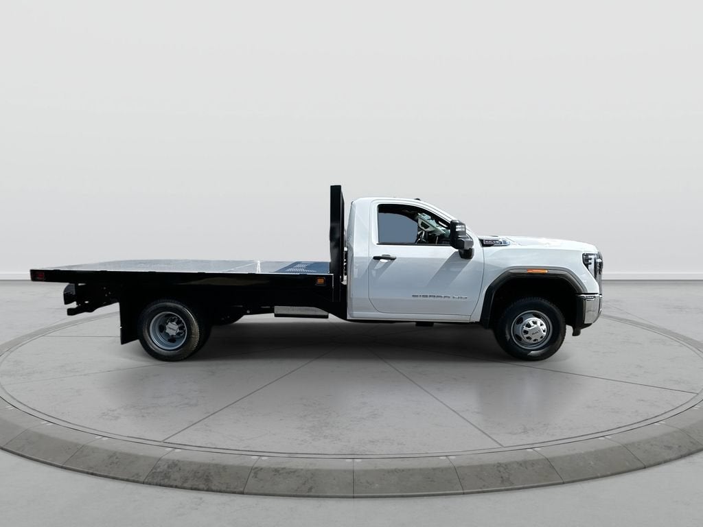 2026 GMC Sierra 3500 HD Chassis Cab Pro