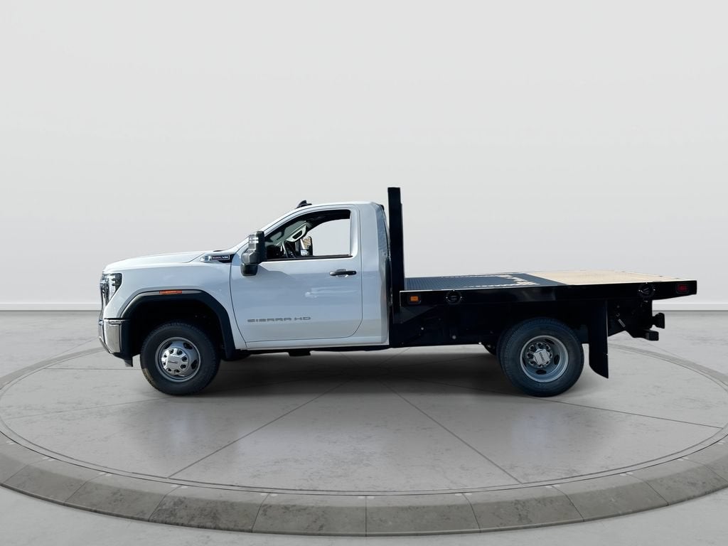 2026 GMC Sierra 3500 HD Chassis Cab Pro