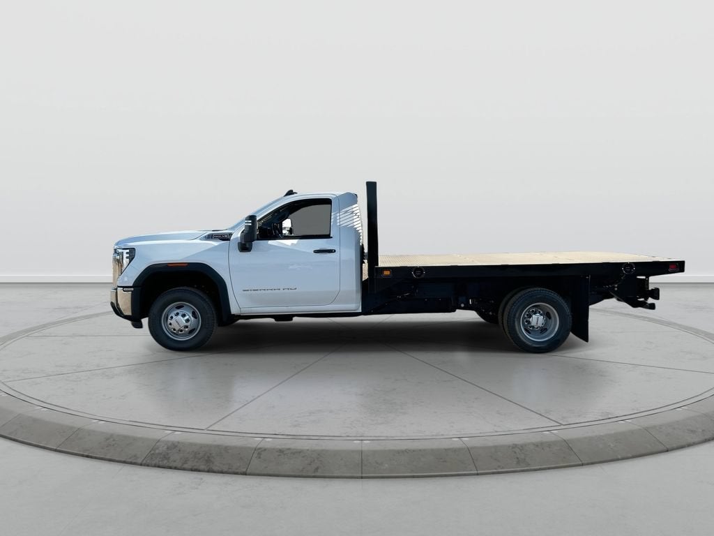 2026 GMC Sierra 3500 HD Chassis Cab Pro
