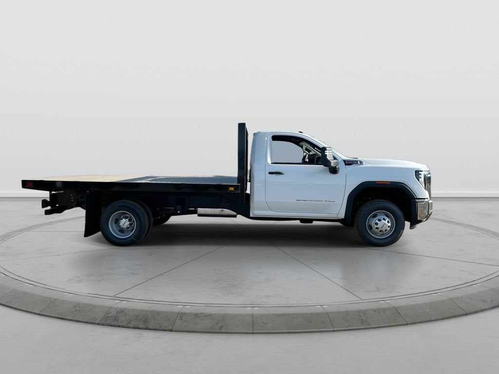 2026 GMC Sierra 3500 HD Chassis Cab Pro
