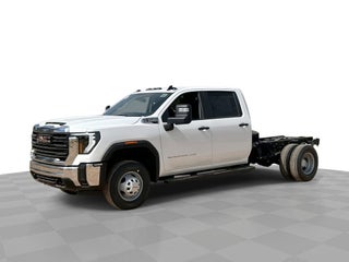 2026 GMC Sierra 3500 HD Chassis Cab Pro