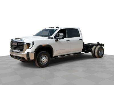 2026 GMC Sierra 3500 HD Chassis Cab Pro