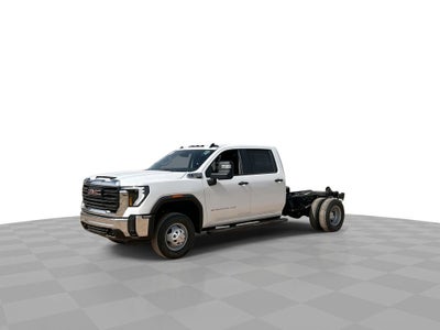2026 GMC Sierra 3500 HD Chassis Cab Pro