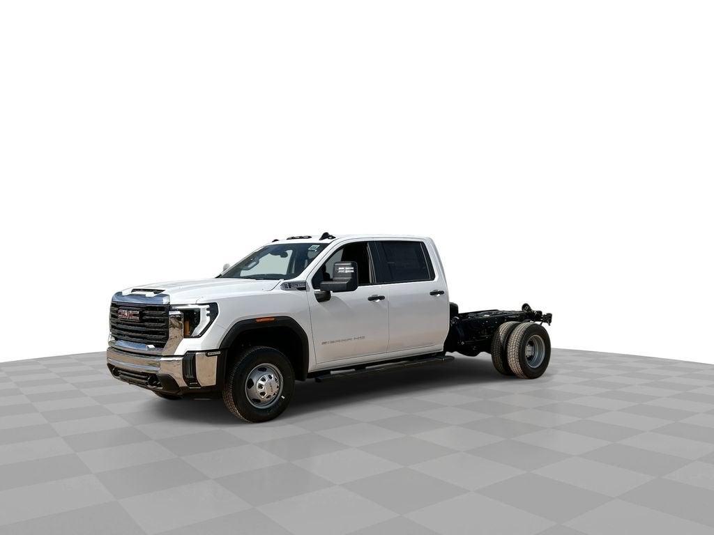 2026 GMC Sierra 3500 HD Chassis Cab Pro