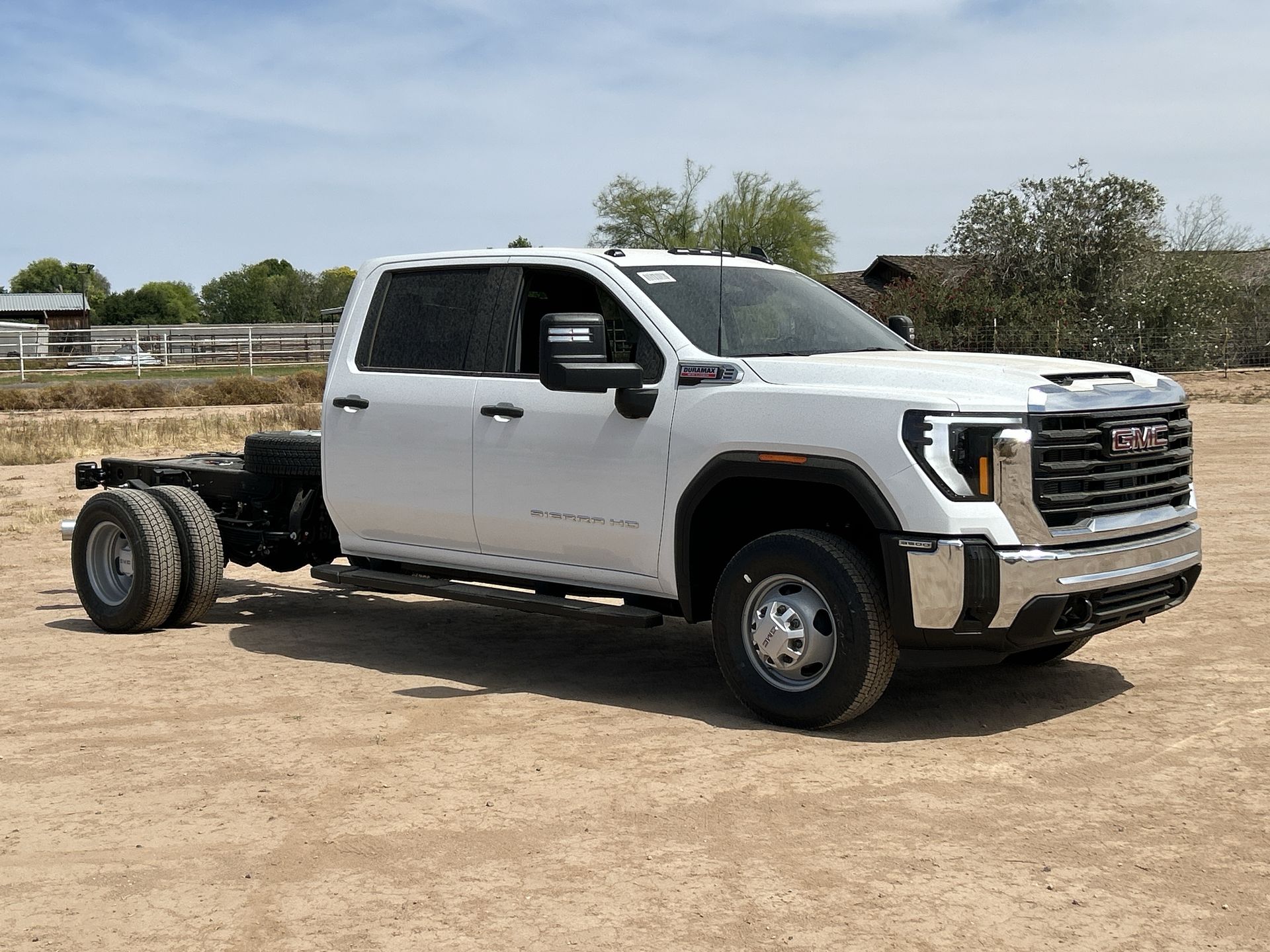 2026 GMC Sierra 3500 HD Chassis Cab Pro