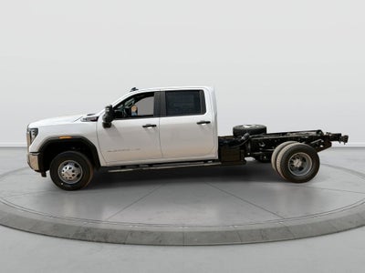 2026 GMC Sierra 3500 HD Chassis Cab Pro