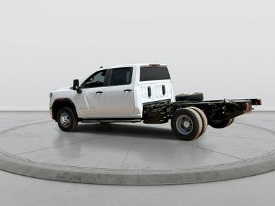 2026 GMC Sierra 3500 HD Chassis Cab Pro