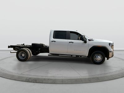 2026 GMC Sierra 3500 HD Chassis Cab Pro