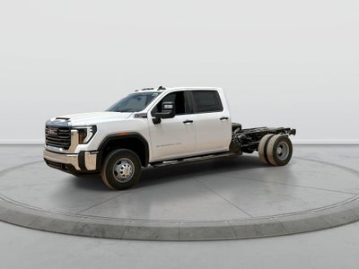 2026 GMC Sierra 3500 HD Chassis Cab Pro