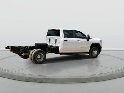 2026 GMC Sierra 3500 HD Chassis Cab Pro