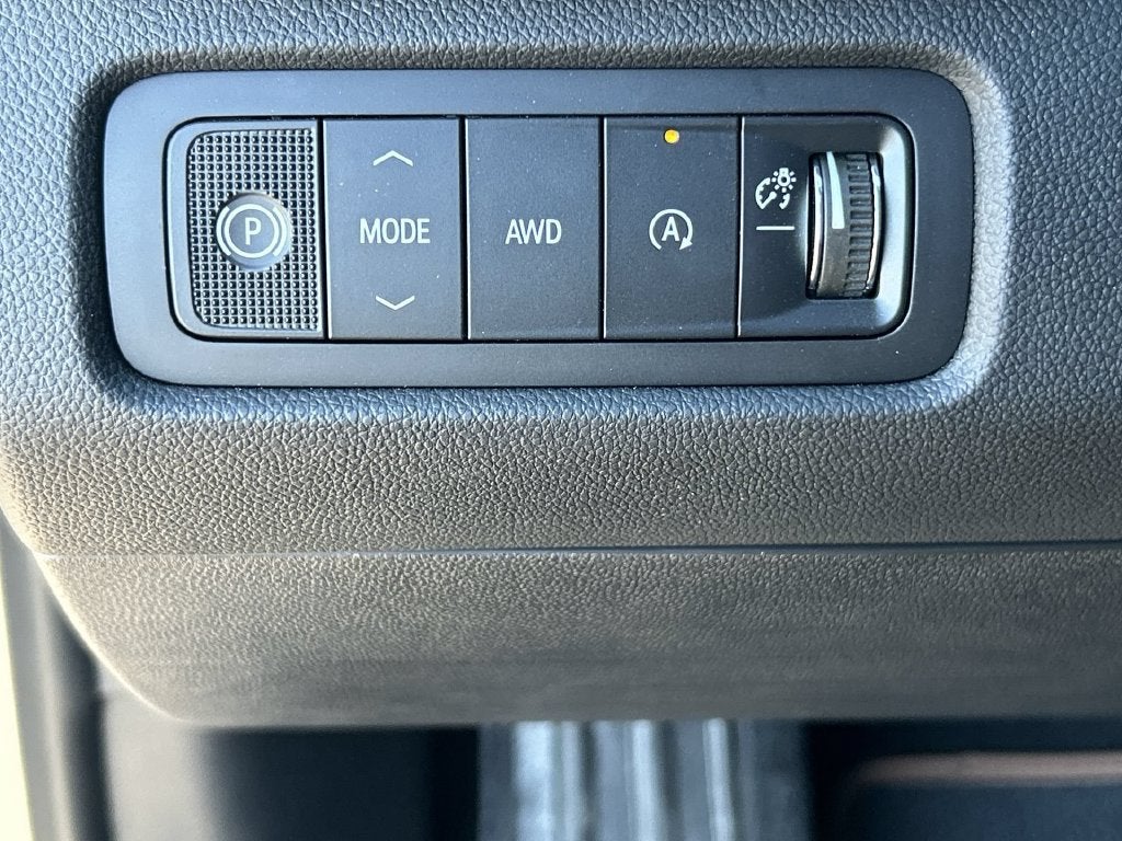 2027 GMC Acadia AT4