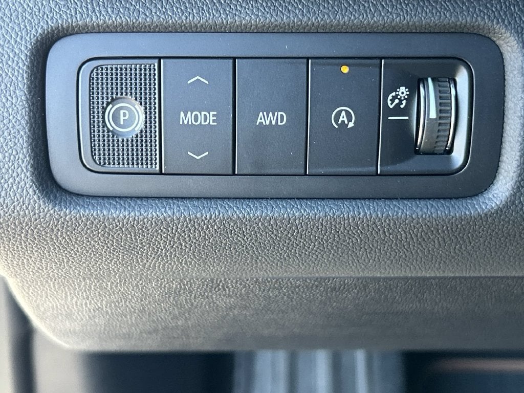 2027 GMC Acadia AT4