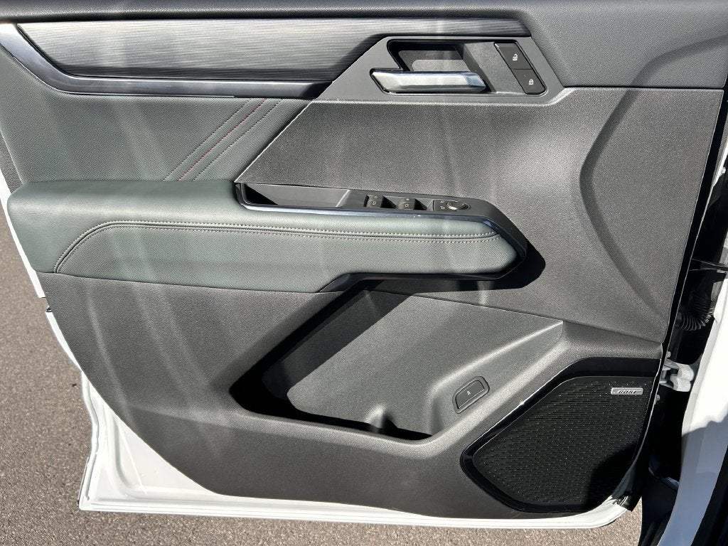 2027 GMC Acadia AT4
