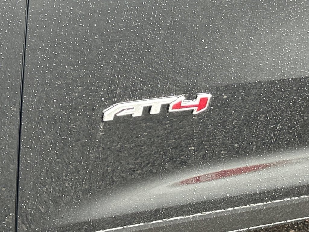 2027 GMC Acadia AT4