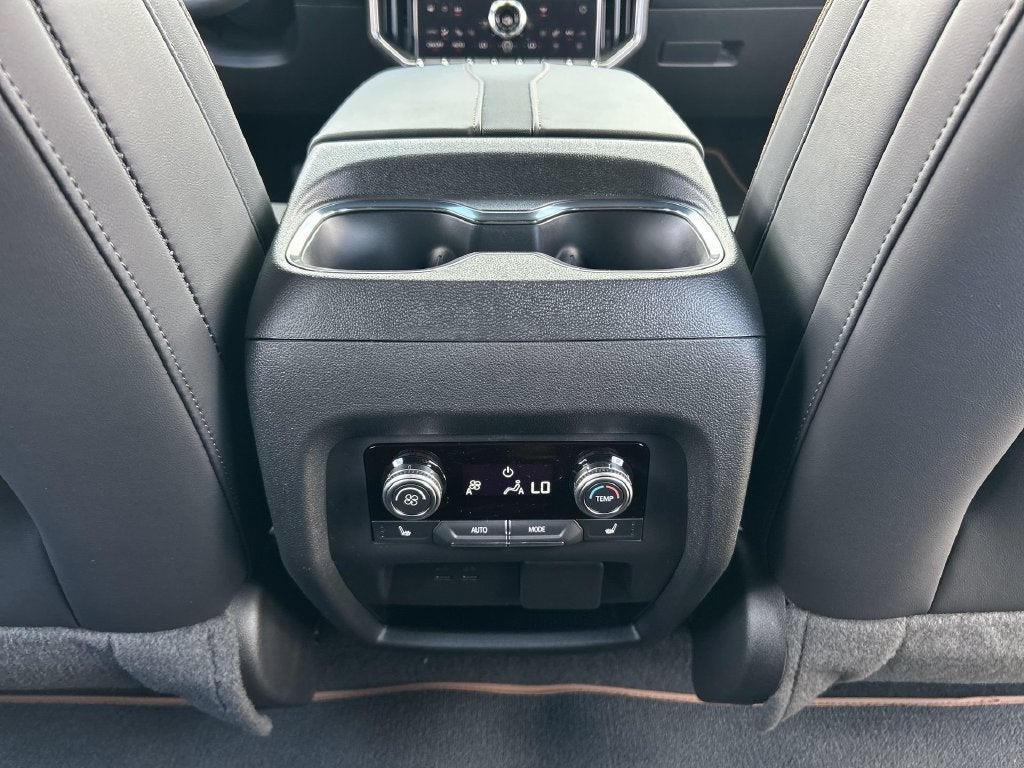 2027 GMC Acadia AT4