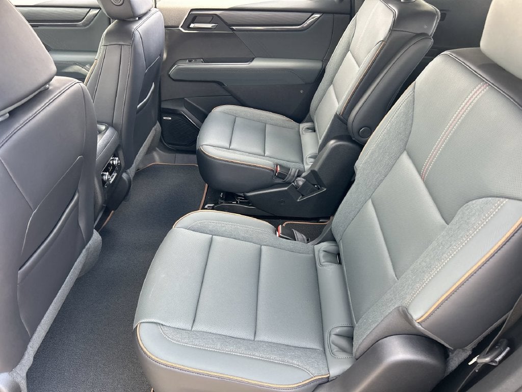 2027 GMC Acadia AT4