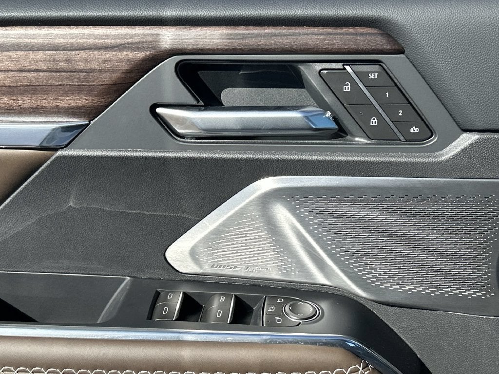 2027 GMC Acadia Denali Ultimate