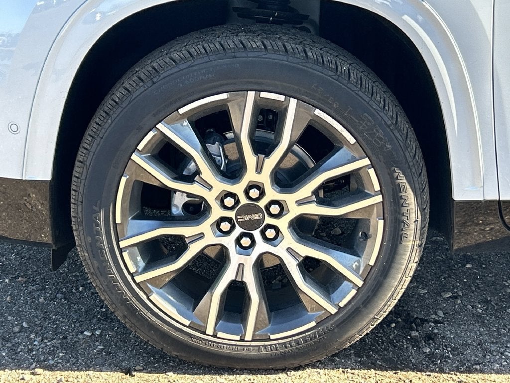 2027 GMC Acadia Denali Ultimate