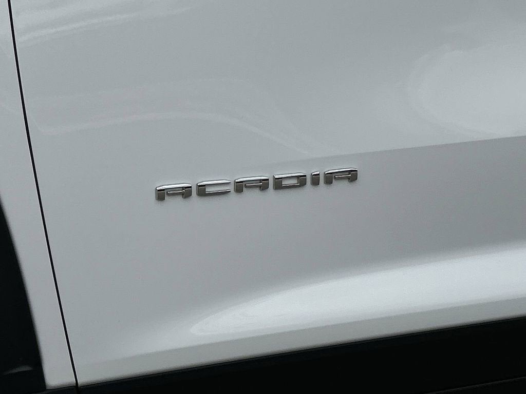 2024 GMC Acadia Elevation