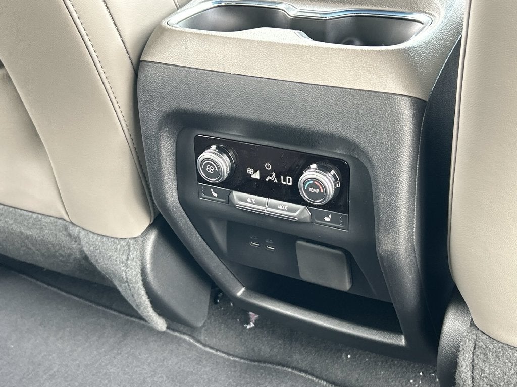 2027 GMC Acadia Elevation