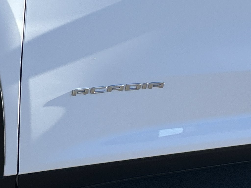 2027 GMC Acadia Elevation