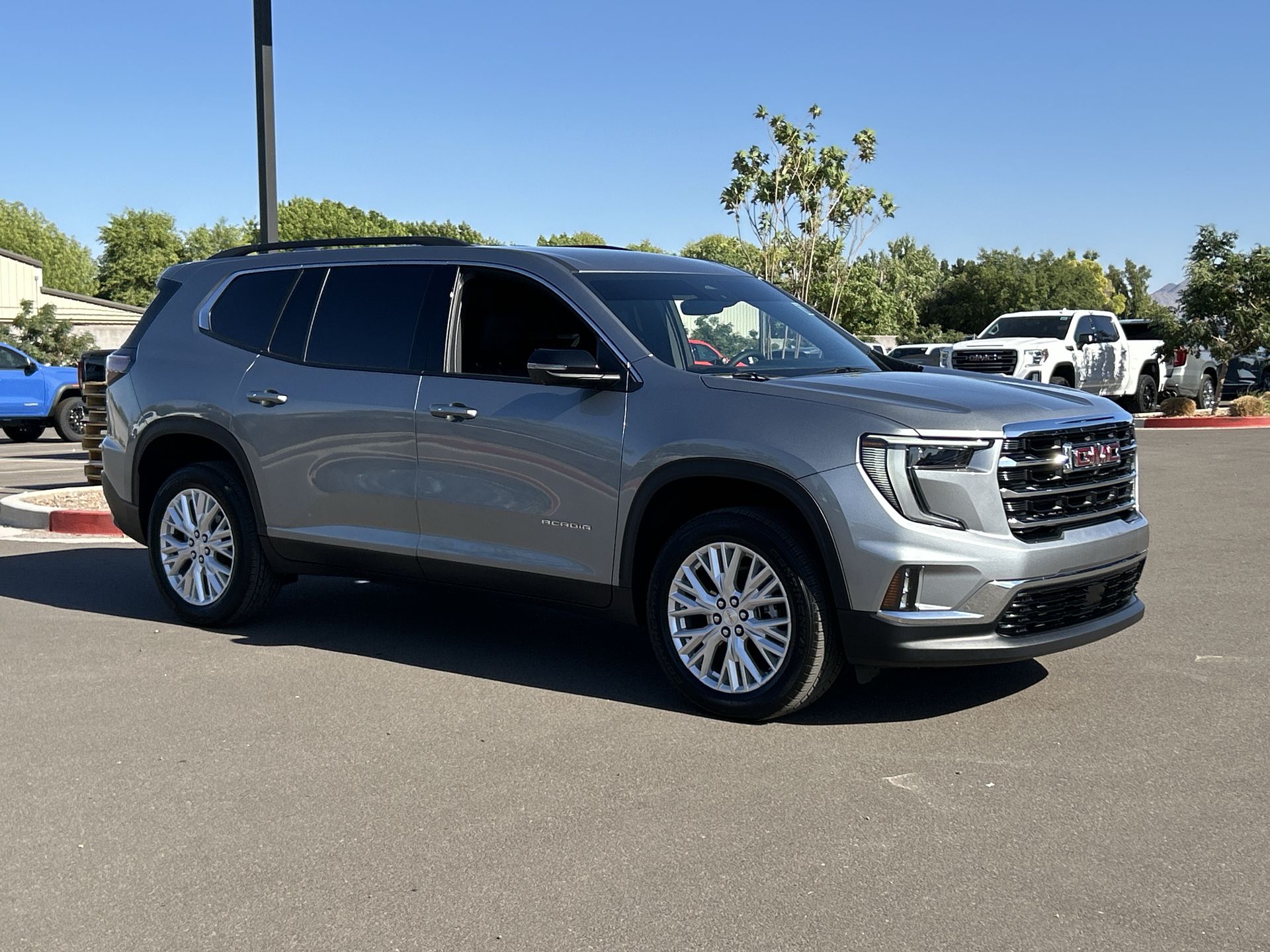2024 GMC Acadia Elevation