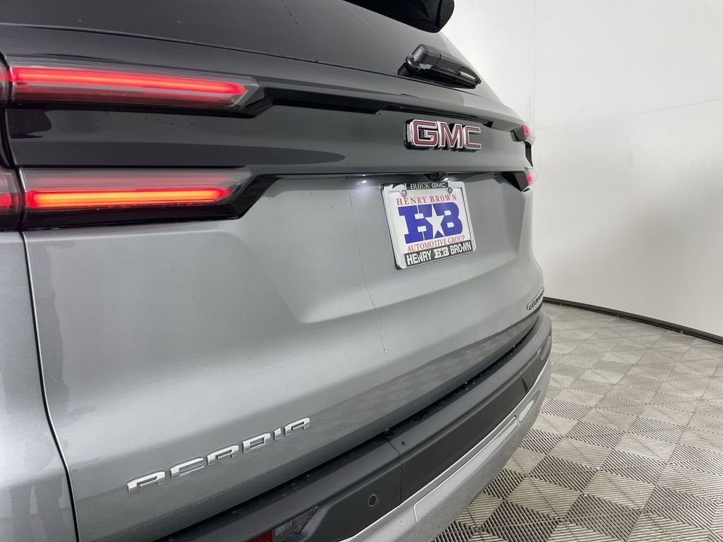 2025 GMC Acadia Elevation