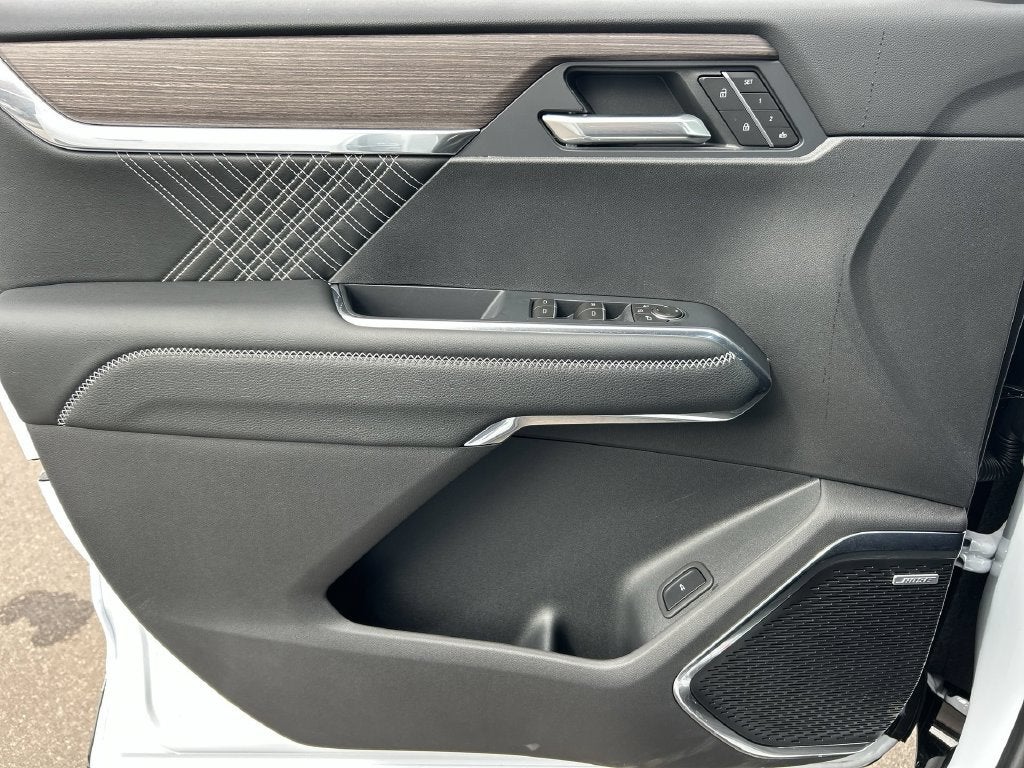 2027 GMC Acadia Denali