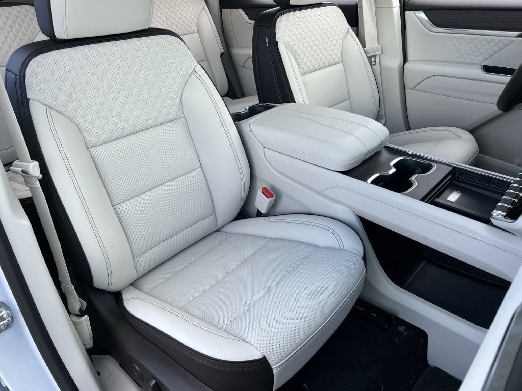 2027 GMC Acadia Denali