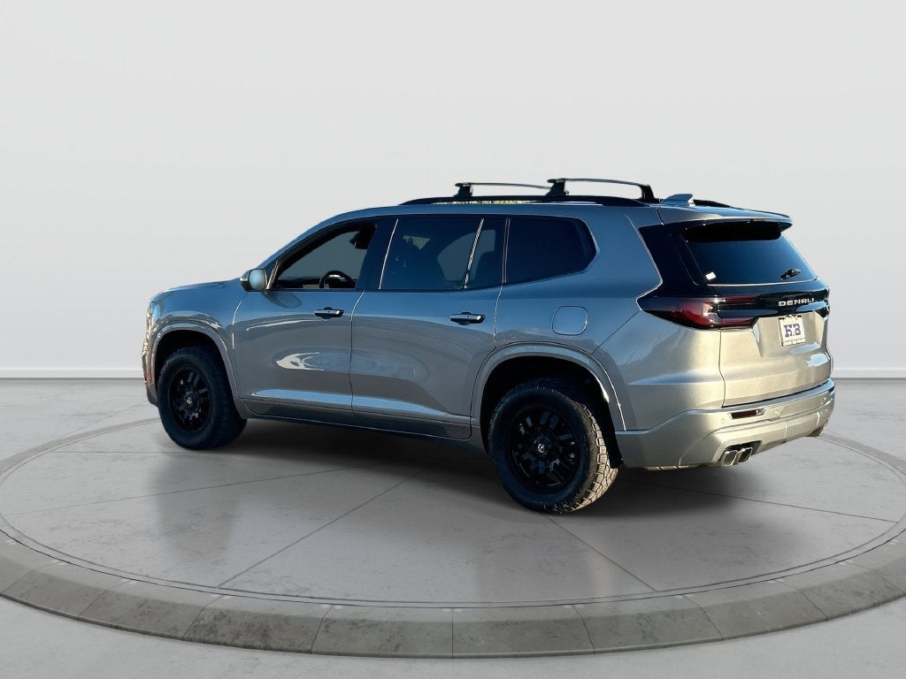 2025 GMC Acadia Denali