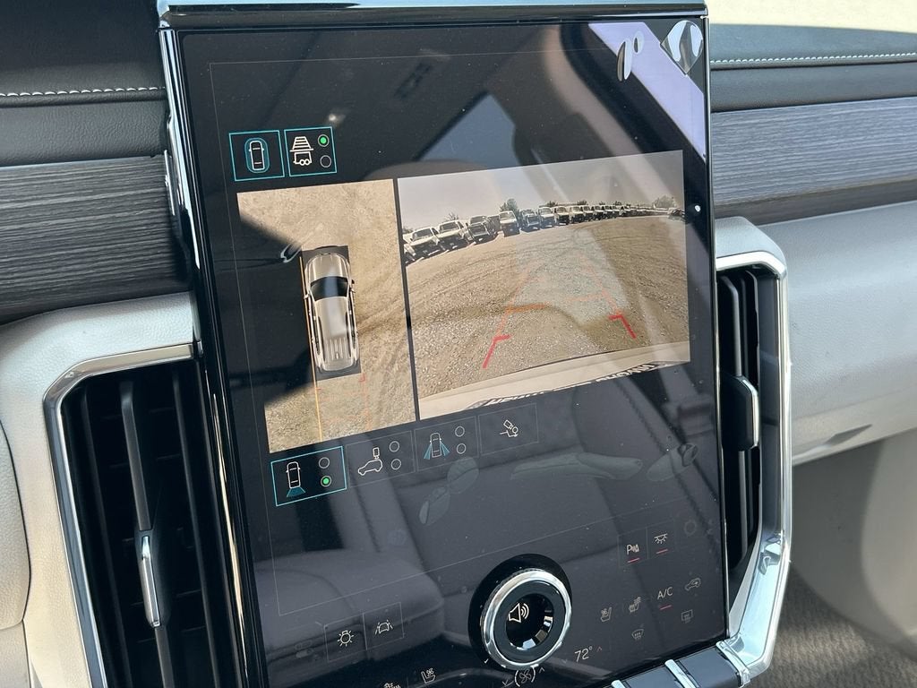 2026 GMC Acadia Denali - Photo 15