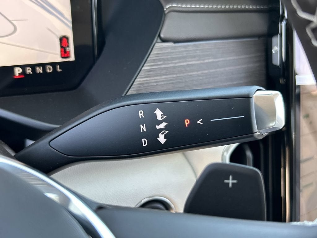 2026 GMC Acadia Denali - Photo 16