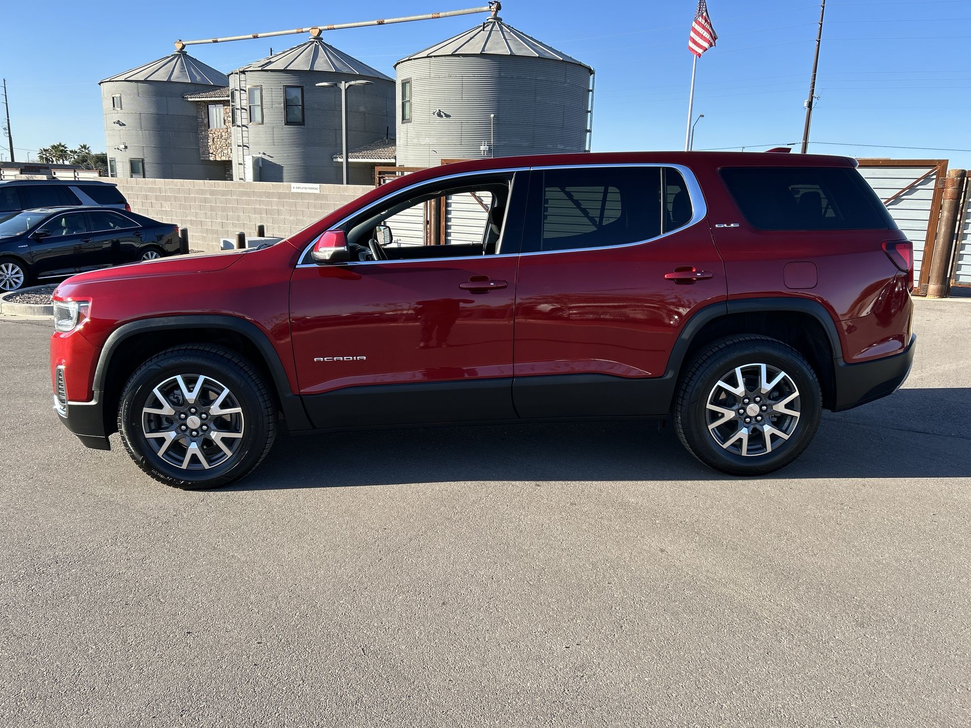 2023 GMC Acadia SLE