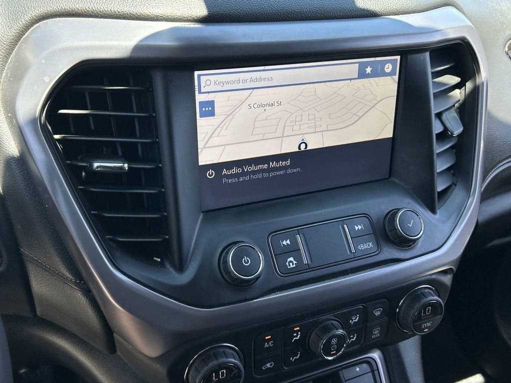 2022 GMC Acadia AT4