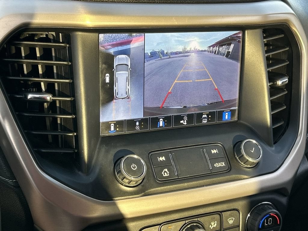 2022 GMC Acadia Denali