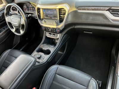 2022 GMC Acadia Denali