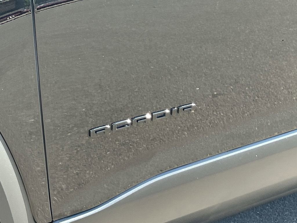 2022 GMC Acadia SLT