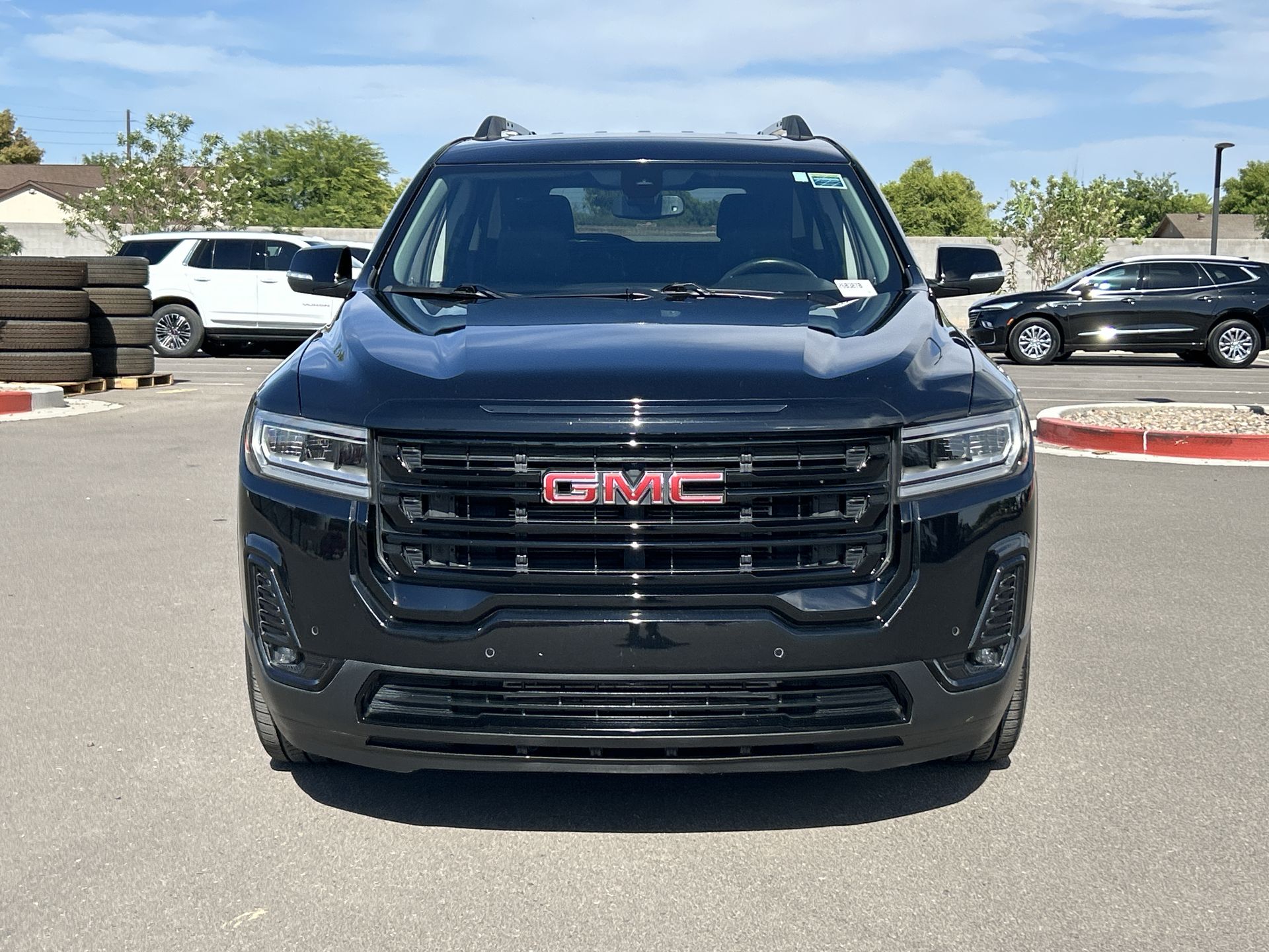 2022 GMC Acadia SLT